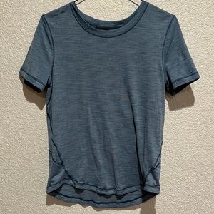 Lululemon tee